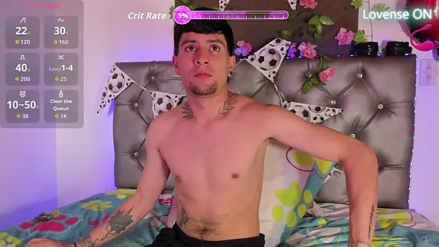 Snapshot of StefanoBigCock chatting on July 3, 6:58 pm StefanoBigCock online show from July 3, 6:58 pm