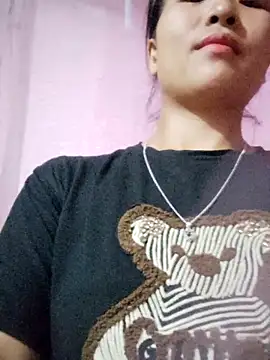 Olivia-ly online show from May 18, 2:40 am
