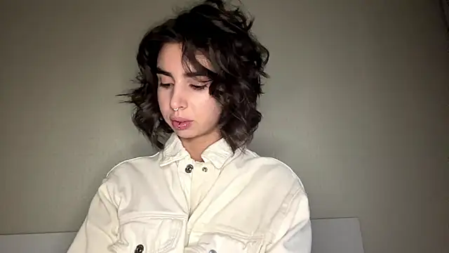 JessiaRuezga online show from May 20, 1:39 pm