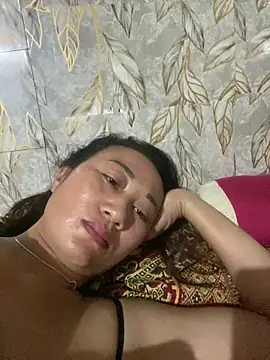 Linda-babyy online show from May 15, 3:08 pm