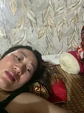 Linda-babyy online show from May 17, 5:20 pm