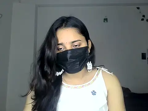Snapshot of priyanks_sharma37 chatting on June 19, 5:34 am priyanks sharma37 online show from June 19, 5:34 am