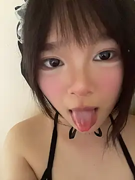 Snapshot of _Jannie chatting on July 19, 9:13 am Jannie online show from July 19, 9:13 am