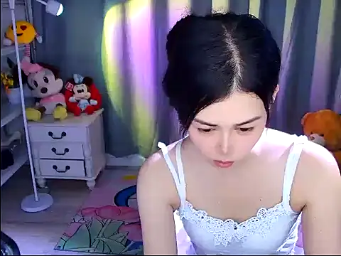 QinQin-888 online show from May 20, 1:17 pm