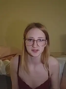 LauraundSteve  online show from May 17, 7:21 pm