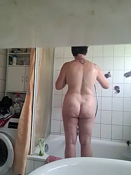 Snapshot of freche52f chatting on May 20, 3:07 pm freche52f online show from May 20, 3:07 pm
