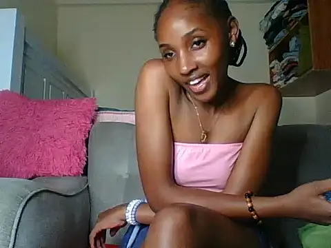 Snapshot of Velvet_peach chatting on June 27, 8:47 pm Velvet peach online show from June 27, 8:47 pm