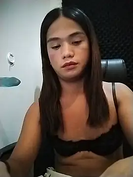Snapshot of bigcock_francine chatting on June 16, 10:40 am bigcock francine online show from June 16, 10:40 am