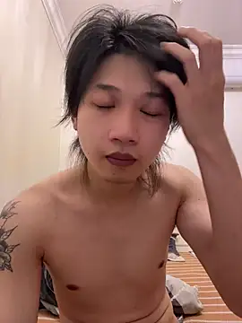 Snapshot of badlifeman chatting on May 19, 6:36 pm badlifeman online show from May 19, 6:36 pm