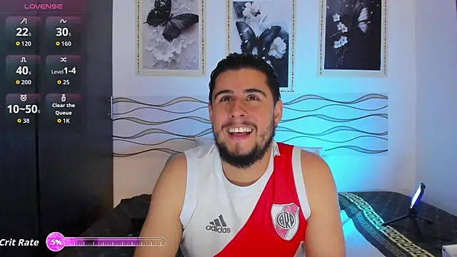 Snapshot of Ryan_evannss_ chatting on June 29, 12:27 pm Ryan evannss online show from June 29, 12:27 pm