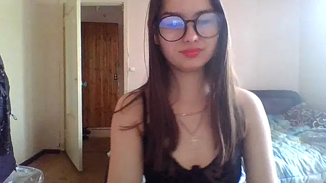 Snapshot of Bellochka201 chatting on June 24, 8:46 am Bellochka201 online show from June 24, 8:46 am