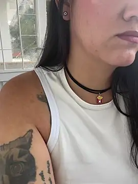 Snapshot of SofiaBrown_Pink chatting on August 8, 6:21 pm SofiaBrown Pink online show from August 8, 6:21 pm