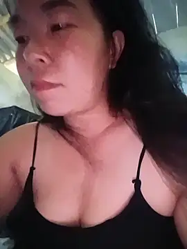 Snapshot of Baby_hott chatting on June 19, 7:34 am Baby hott online show from June 19, 7:34 am