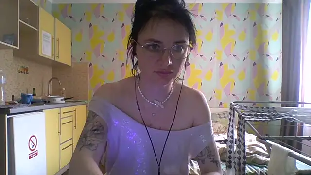 Snapshot of Diana_sosala chatting on June 25, 9:36 am Diana sosala online show from June 25, 9:36 am