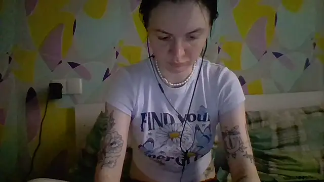 Snapshot of Diana_sosala chatting on July 14, 2:23 pm Diana sosala online show from July 14, 2:23 pm