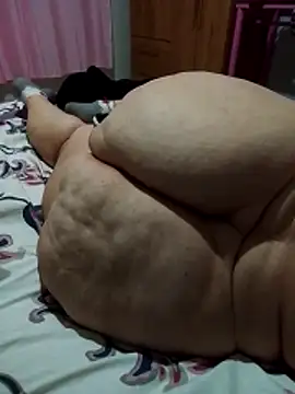 MegaAssMature online show from May 26, 7:48 am