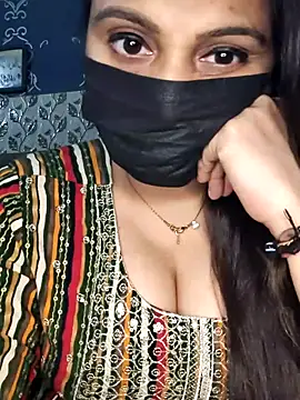 Snapshot of HORNI_SHALU50 chatting on July 3, 6:47 pm HORNI SHALU50 online show from July 3, 6:47 pm