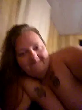 subbybabygirl696985 online show from May 19, 1:33 am