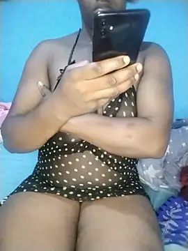 Snapshot of princessnairam chatting on May 17, 4:58 pm princessnairam online show from May 17, 4:58 pm