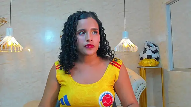 Horny Curls online show from July 4, 3:56 am