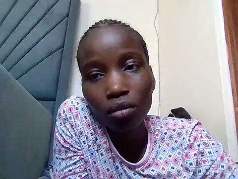 Snapshot of slimy_gal12 chatting on June 24, 9:52 am slimy gal12 online show from June 24, 9:52 am