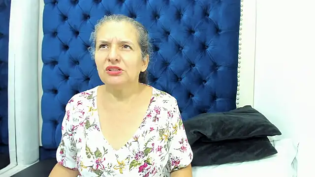 Snapshot of AlondraSosa chatting on June 30, 12:28 pm AlondraSosa online show from June 30, 12:28 pm