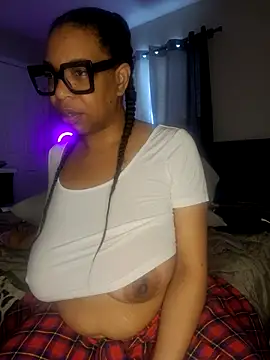 KinkeeKaee online show from May 21, 3:19 pm