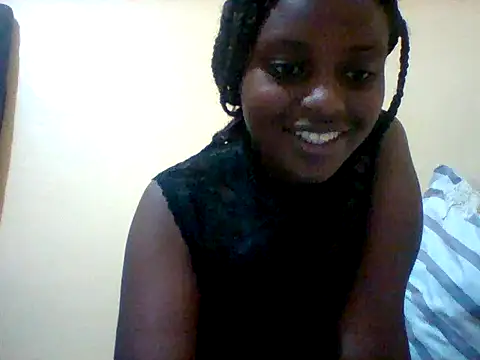 Snapshot of liligal chatting on May 17, 5:38 am liligal online show from May 17, 5:38 am
