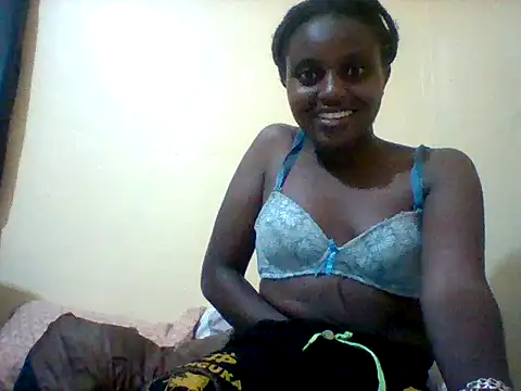 Snapshot of liligal chatting on May 26, 6:59 pm liligal online show from May 26, 6:59 pm