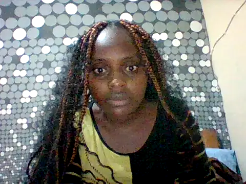 Snapshot of liligal chatting on June 5, 7:19 pm liligal online show from June 5, 7:19 pm