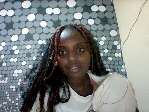 Snapshot of liligal chatting on June 11, 7:34 pm liligal online show from June 11, 7:34 pm