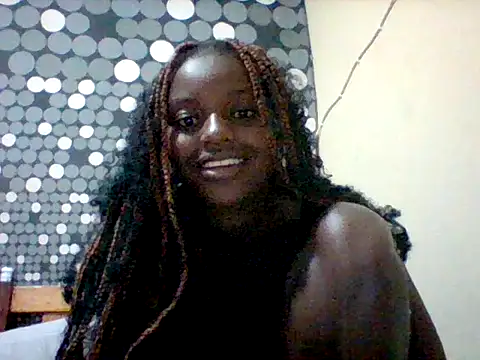 Snapshot of liligal chatting on June 14, 4:14 am liligal online show from June 14, 4:14 am