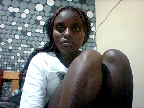 Snapshot of liligal chatting on June 19, 7:39 pm liligal online show from June 19, 7:39 pm
