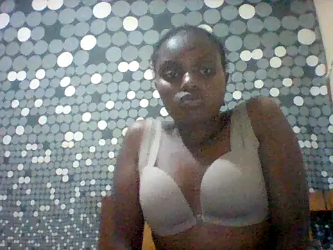Snapshot of liligal chatting on June 29, 7:36 pm liligal online show from June 29, 7:36 pm