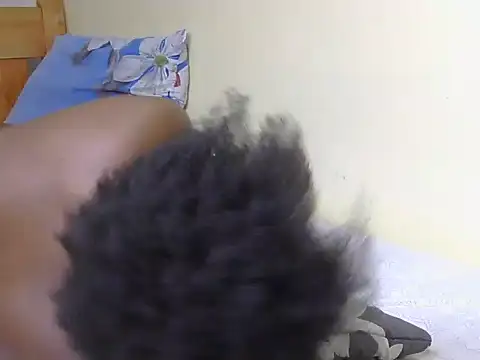 Snapshot of tessy_kitty chatting on May 23, 9:24 am tessy kitty online show from May 23, 9:24 am