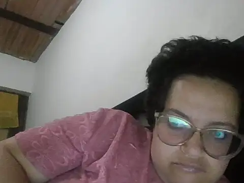 Snapshot of Cristal1039 chatting on July 10, 2:41 pm Cristal1039 online show from July 10, 2:41 pm