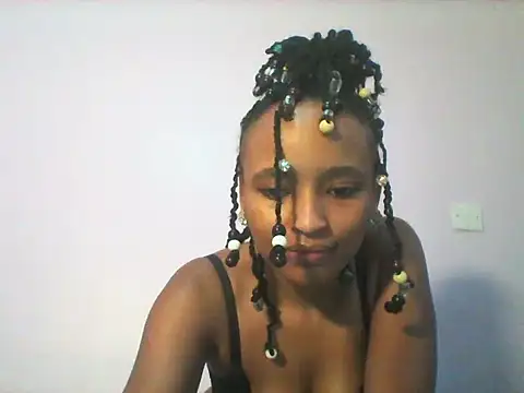 Snapshot of Badgalheloves chatting on June 23, 7:28 am Badgalheloves online show from June 23, 7:28 am