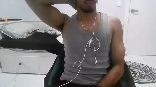 pklusting online show from May 29, 11:19 am