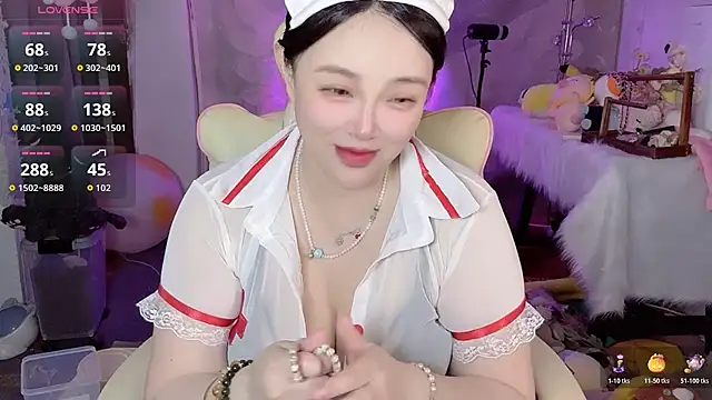 Snapshot of jiuer668 chatting on July 2, 3:29 pm jiuer668 online show from July 2, 3:29 pm