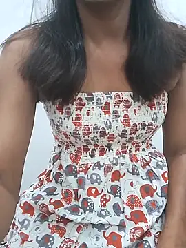 Snapshot of your_lalli chatting on May 23, 9:13 am your lalli online show from May 23, 9:13 am