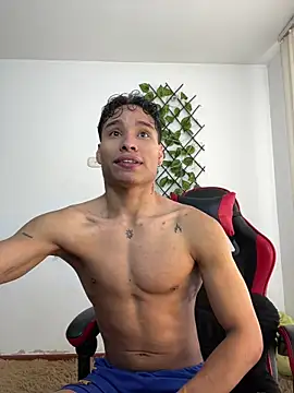 NelModel1 online show from May 16, 9:46 pm