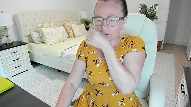 Vika73 online show from April 24, 4:42 pm