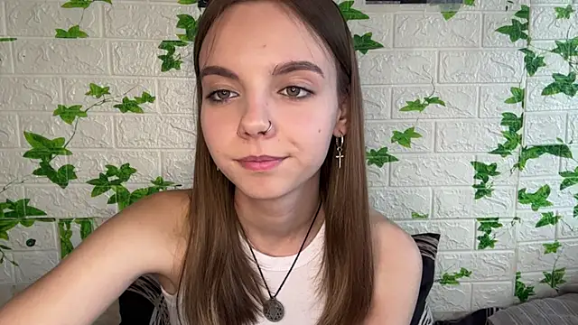 LisaPorse online show from June 25, 2:10 pm