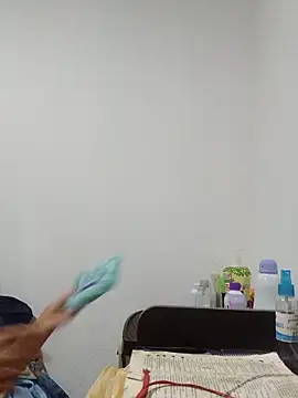 Snapshot of Thamaragomexxx chatting on June 22, 9:23 pm Thamaragomexxx online show from June 22, 9:23 pm