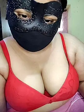 Snapshot of shaik35f chatting on June 2, 11:01 am shaik35f online show from June 2, 11:01 am