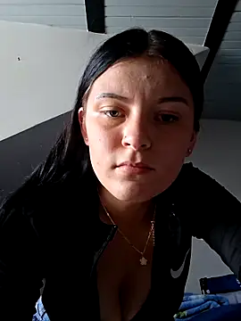 Snapshot of Yeras_ chatting on June 4, 6:14 pm Yeras online show from June 4, 6:14 pm