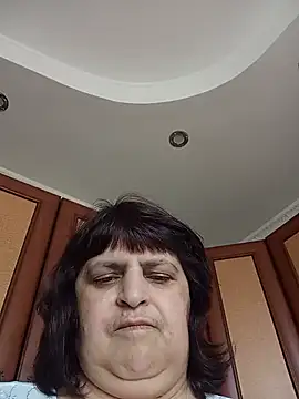 Snapshot of LisichkaOksana chatting on June 2, 7:10 am LisichkaOksana online show from June 2, 7:10 am