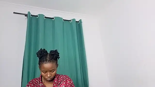 Snapshot of Dream_Girlz chatting on June 17, 7:04 pm Dream Girlz online show from June 17, 7:04 pm