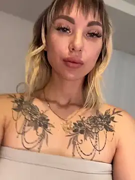 TeaseBabeXXX online show from June 27, 10:26 pm