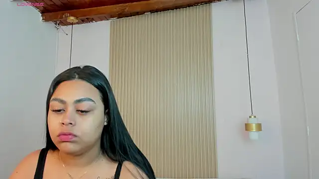 MiaLane3 online show from June 27, 11:37 am